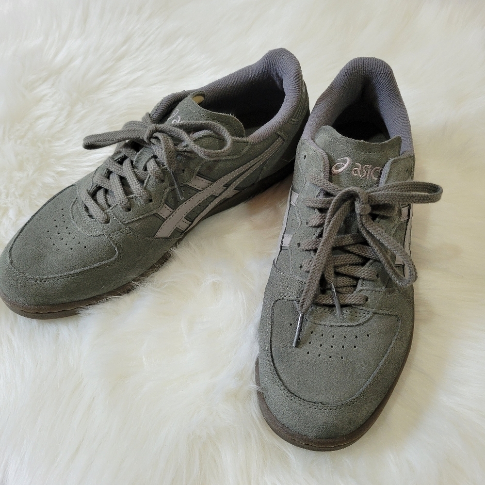Asics Gray Sneakers Classic Low-Top Design - Picture 3 of 13